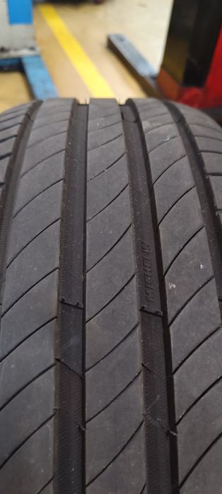 Pneus Michelin 205/55 R16 (Par) como novos
