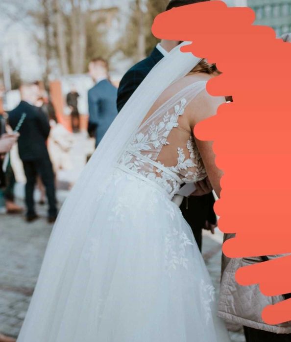 Suknia ślubna Lilian West 66155 ivory/nude + długi welon gratis