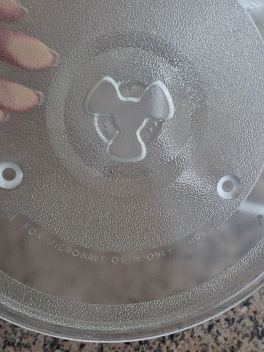 Prato de vidro para o micro-ondas .