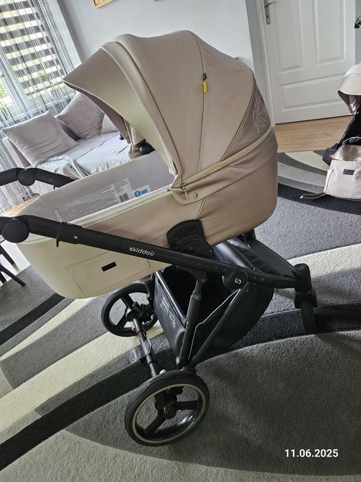 Wózek 2 w 1 beżowy