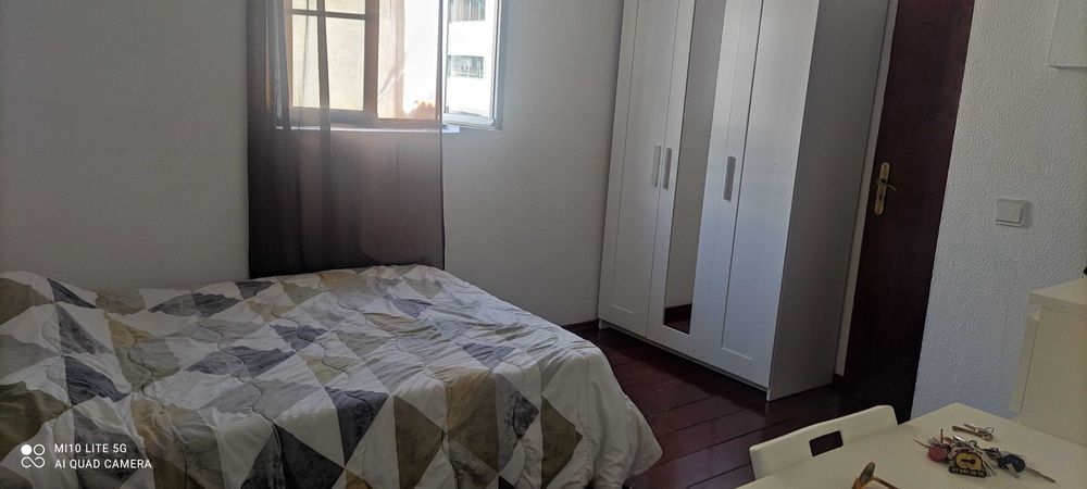 Quarto CASAL. GRAÇA.Centro Lisboa. Entrada imediata