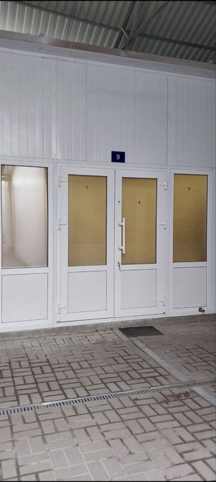 Продаж магазину на ринку Галицьке Перехрестя