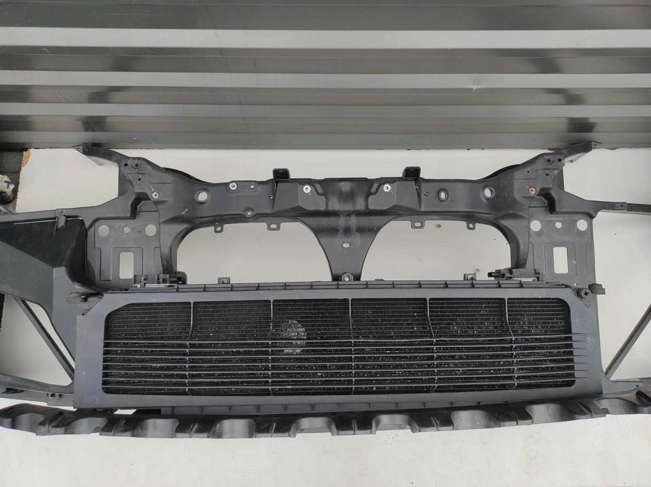 Tesla Model S - радіатори, вентилятори, дифузори - рестайл дорестайл