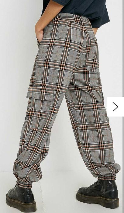 Штани в клітинку жіночі брюки карго Urban Outfitters