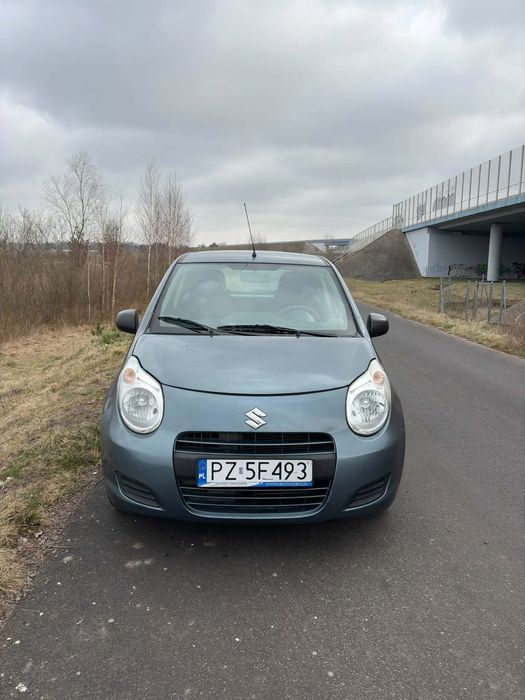 Suzuki Alto SUZUKI ALTO- ekonomiczne , małe auto miejskie.