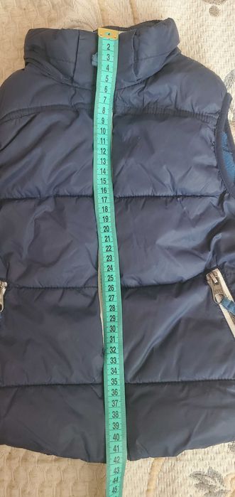 Жилетка на хлопчика H&M 116 маломірить