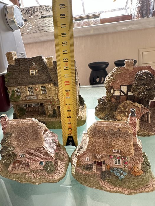 Колекційні керамічні будиночки