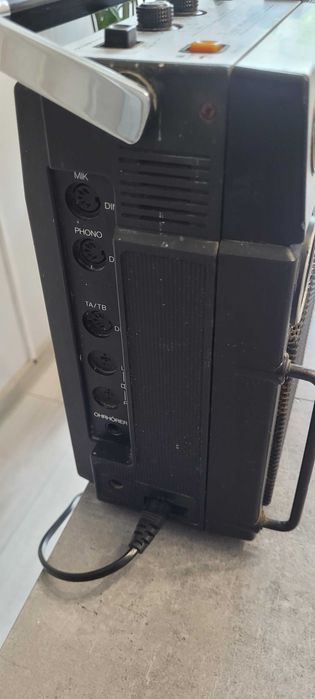 Radiomagnetofon Sanwa 7065