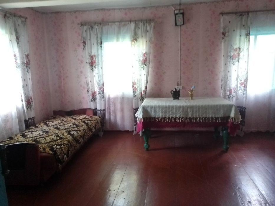 Будинок у селі Орепи