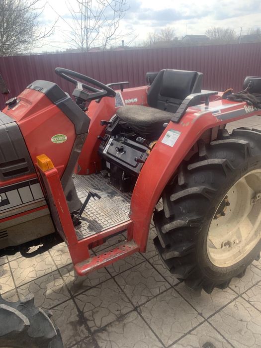 Трактор Mitsubishi MT25