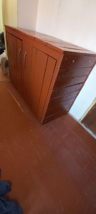 Стол для инструментов