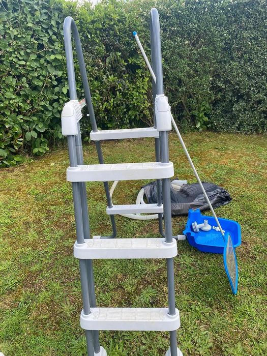 Piscina de 4,50 de comprimento e 2,50