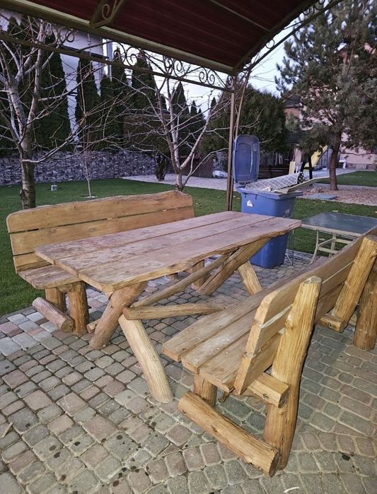 Дерев’яний садовий комплект (стіл + лавки 2)