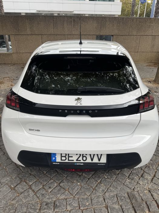 Peugeot 208 1.5 — photo 5