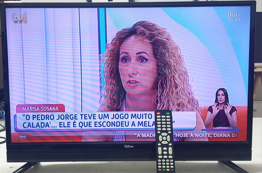 Televisor  Qilive de 32 polegadas