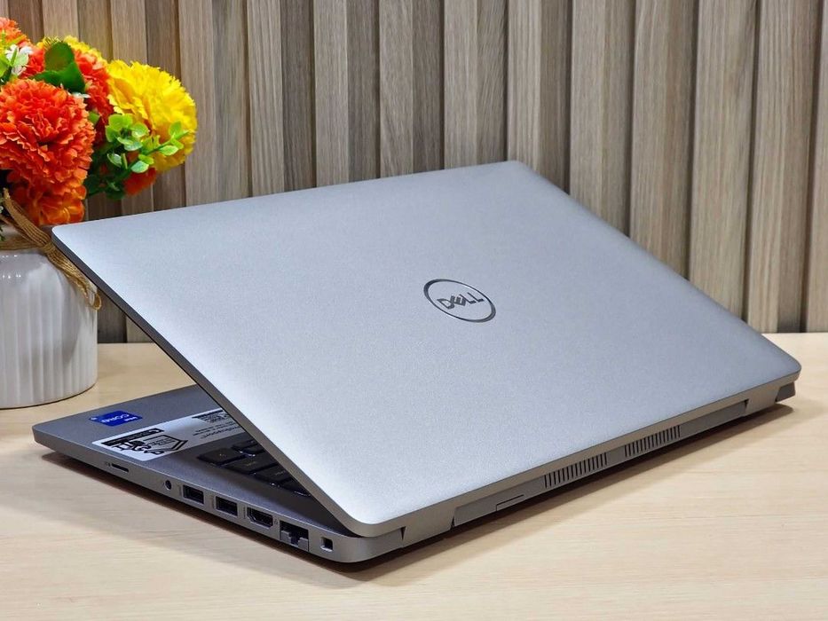 Dell Latitude 14" i5/16GB/256Nvme linha Profissional