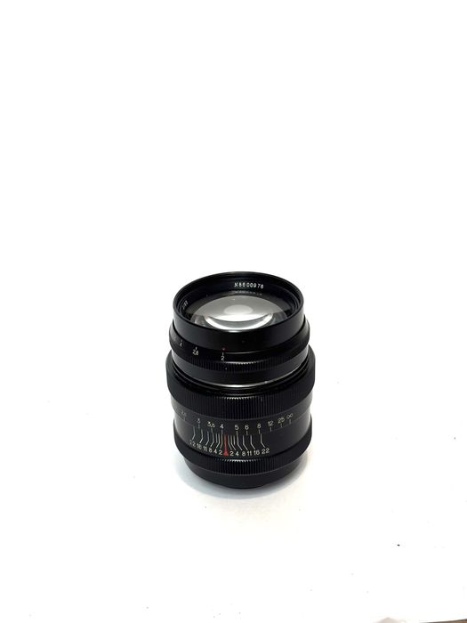 Jupiter-9 85mm f/2 (M39)