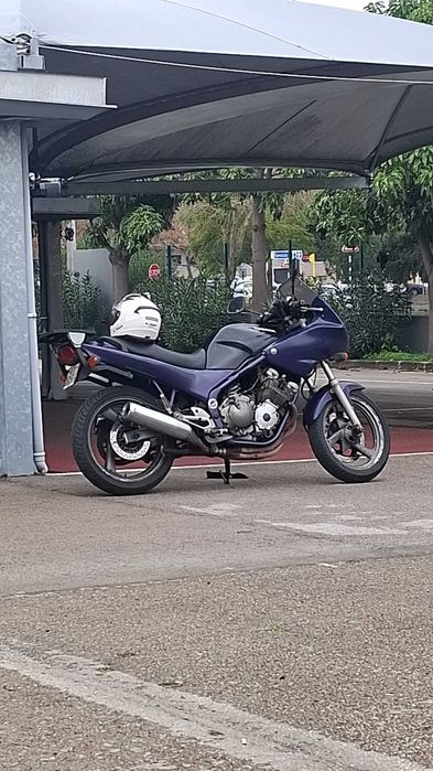 Yamanha xj 600 diversion, venda com alguma urgência,  valor negociável.