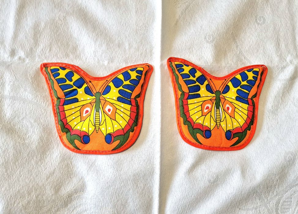 Lote de 2 pegas em forma de borboleta