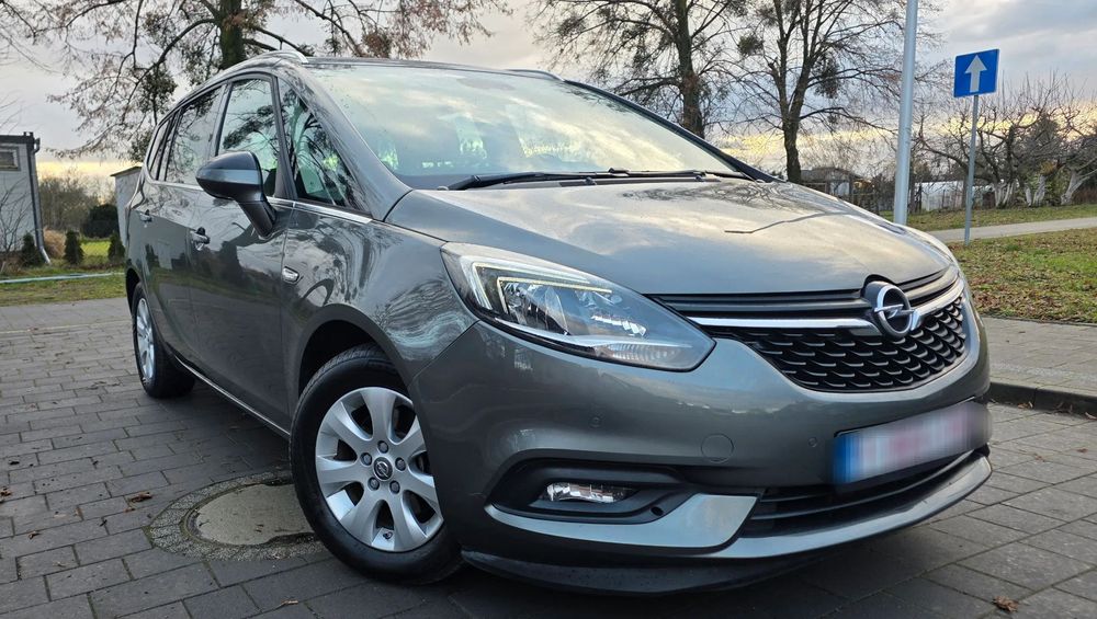 Opel Zafira Bezwypadkowy / 7osobowy / Wersja poliftowa / Kamera cofania