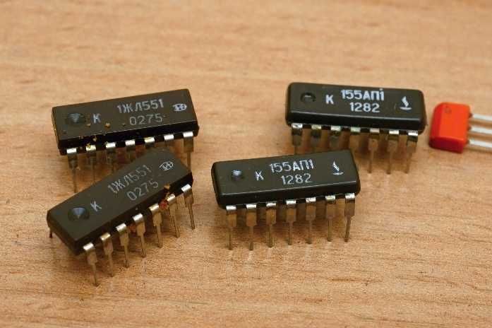 Продам мікросхеми , та інше.