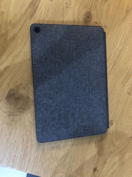 Lenovo IdeaPad Duet Chromebook com mala de transporte