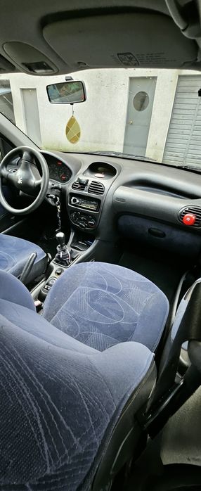 Peugeot 206 1.1 gasolina