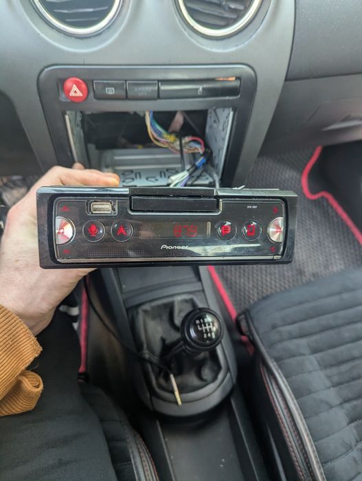 Магнітола pioneer bt10