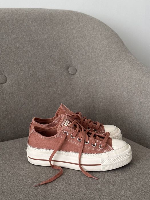 Кеди / кросівки CONVERSE Ctas Lift Ox Peach