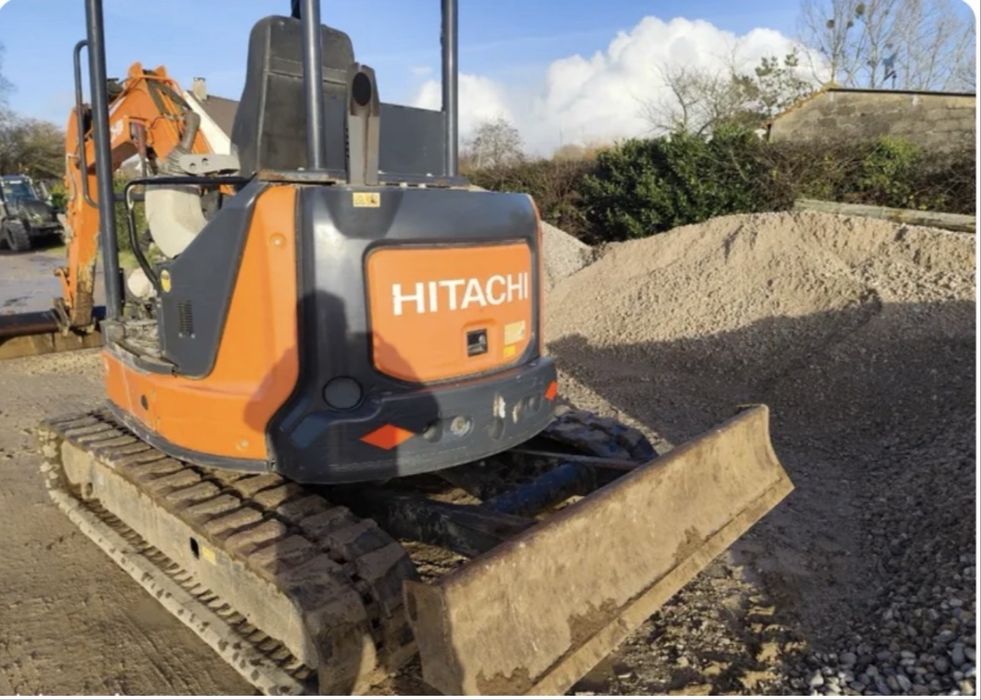 Mini giratoria Hitachi