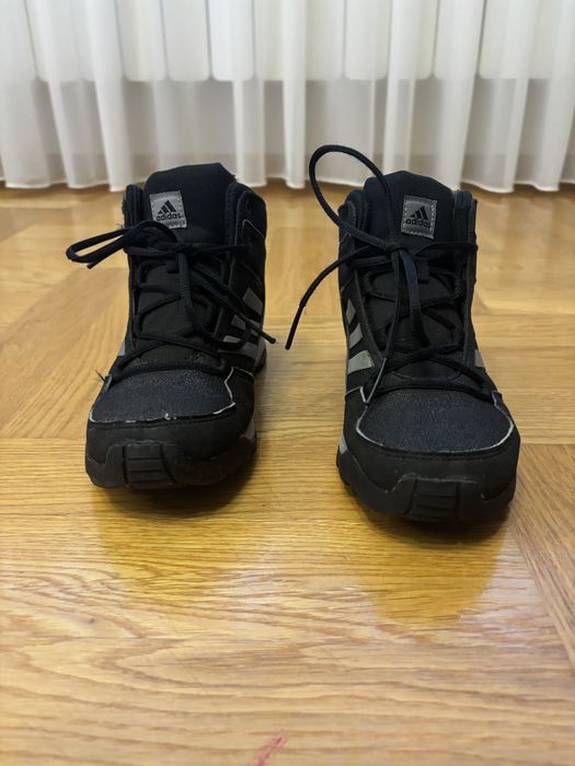 Buty adidas traxion 33