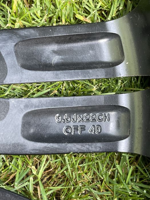 Диски Range Rover R22 з гумою