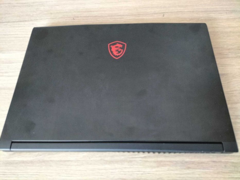 Laptop MSI Intel Core i7, 32 GB RAM, grafika 4 GB