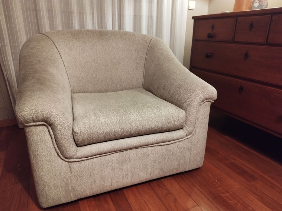 2 poltronas de veludo