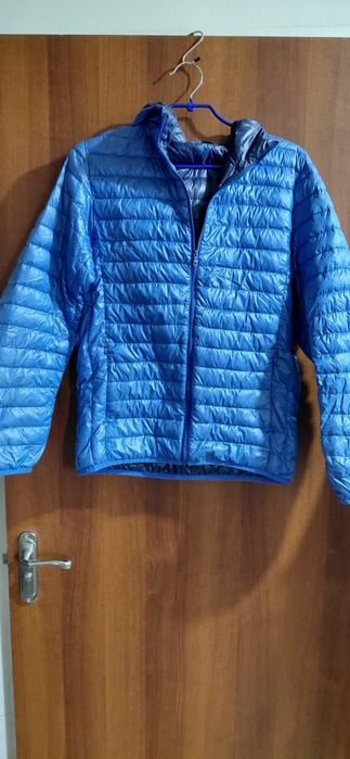 Мікропуховик Uniqlo розмір xs блакитний колір