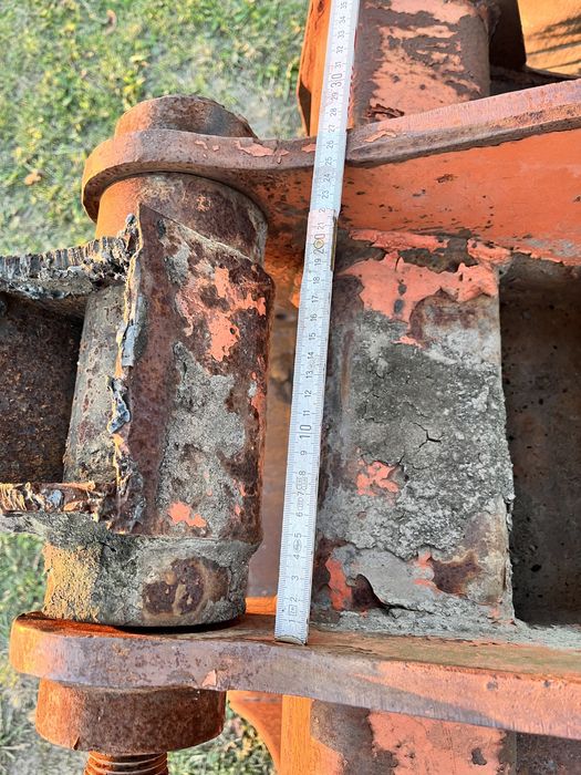 Łyżka do koparki 73 uchwyt 25