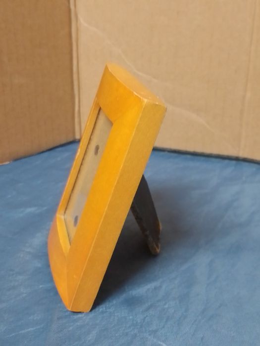 Small Wooden Frame442505315075368961