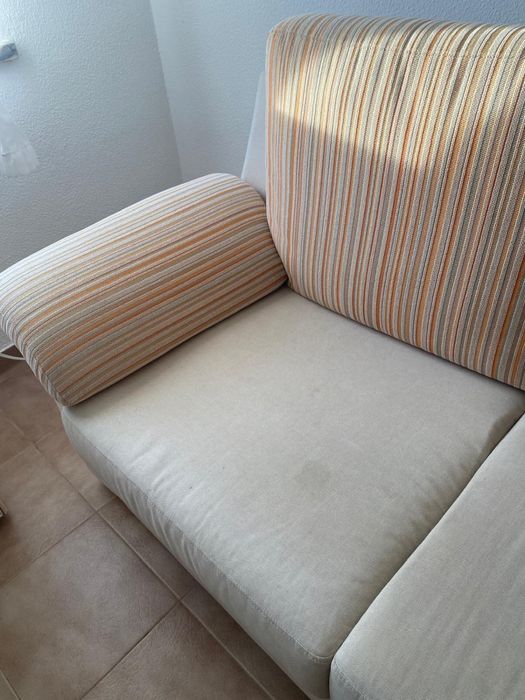 Sofá de dois lugares - duas unidades