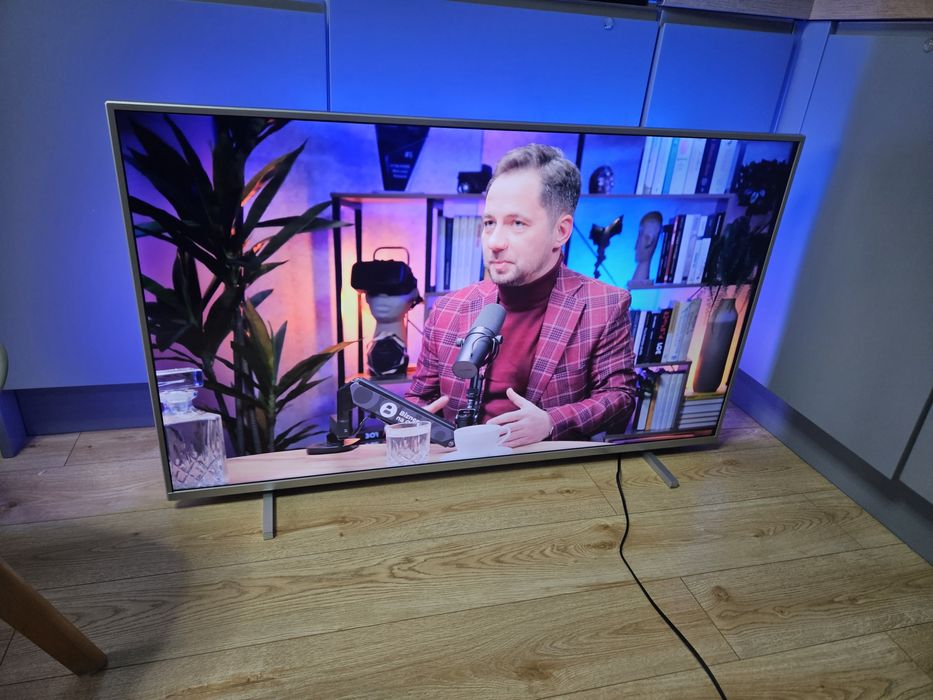 Ultra cienki  Telewizor HDR PREMIUM,  DVB-T2