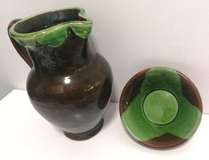 Conjunto jarro + tigela de barro vidrado