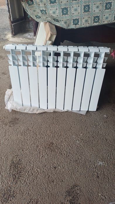 Продам батареи новые