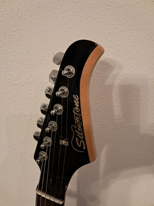 Gitara Silvertone SS-11 typu Stratocaster