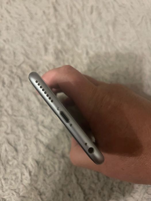 Продам iPhone 6s Plus