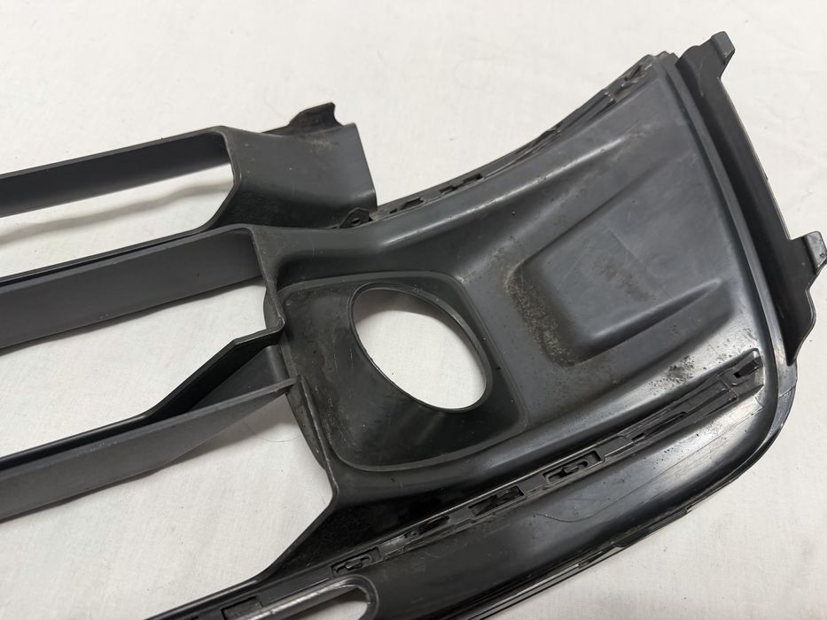 Kratka Zderzaka Lewy Przód AUDi Q7 S-LINE 4M0 15-19r.