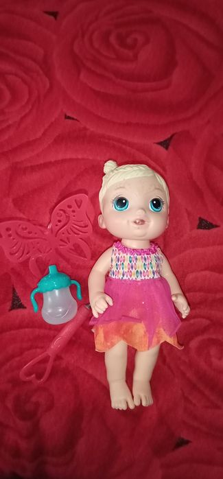 Оригінальна лялька з аксесуарами