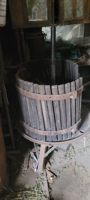 Продам прес срочно.