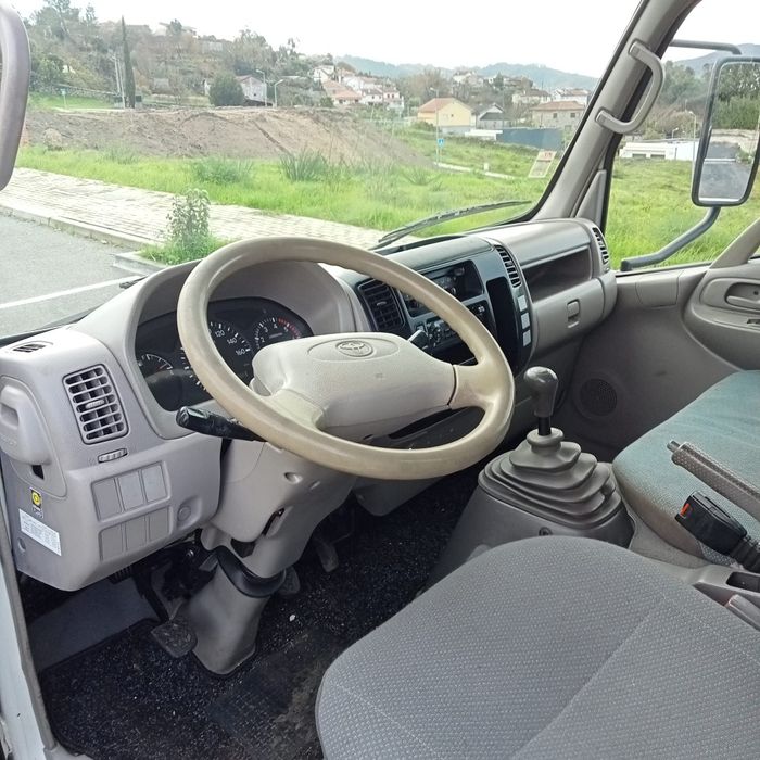 Disponível Toyota Dyna