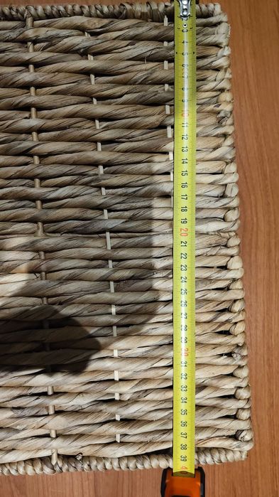 Cesta em vime como nova