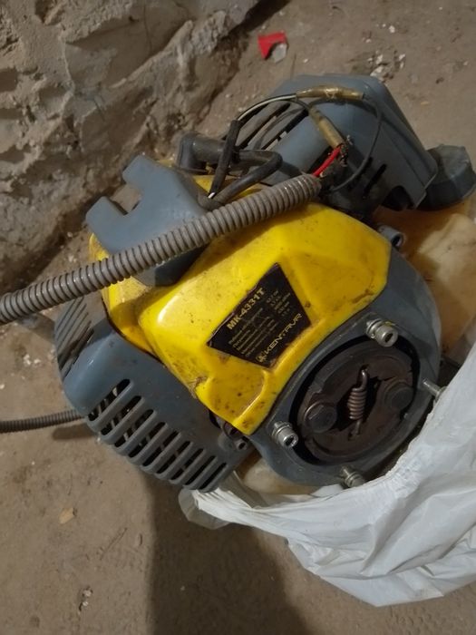 Мотокоса кентавр