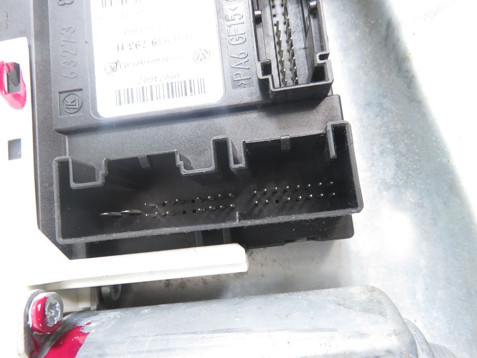 Podnośnik Szyby Lewy Przedni 3d Vw Golf V